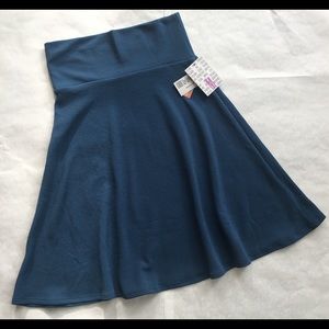 LuLaRoe AZURE Skirt. Medium. NWT